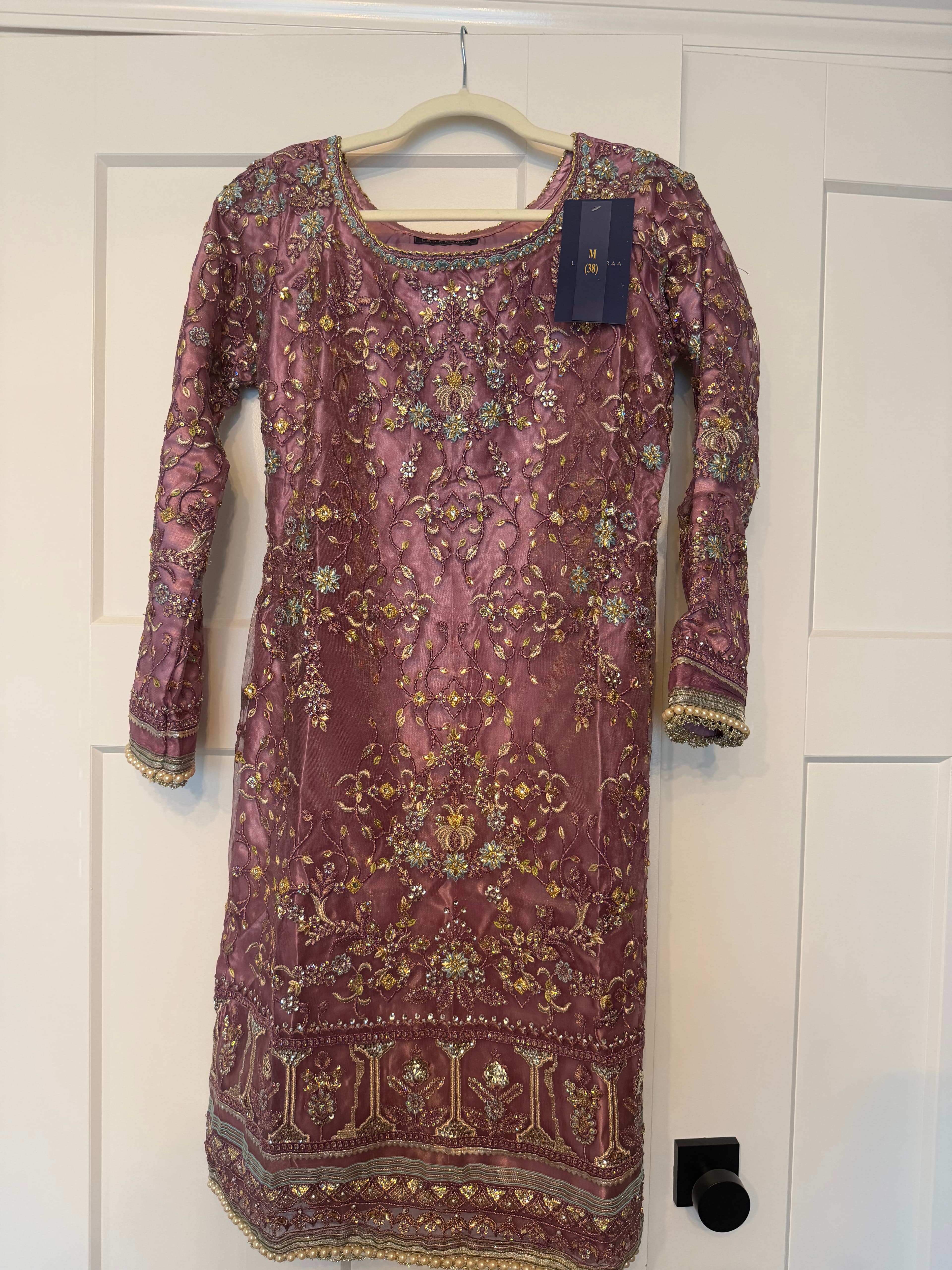 Elegant Mauve Embroidered Salwar Suit with Green Dupatta