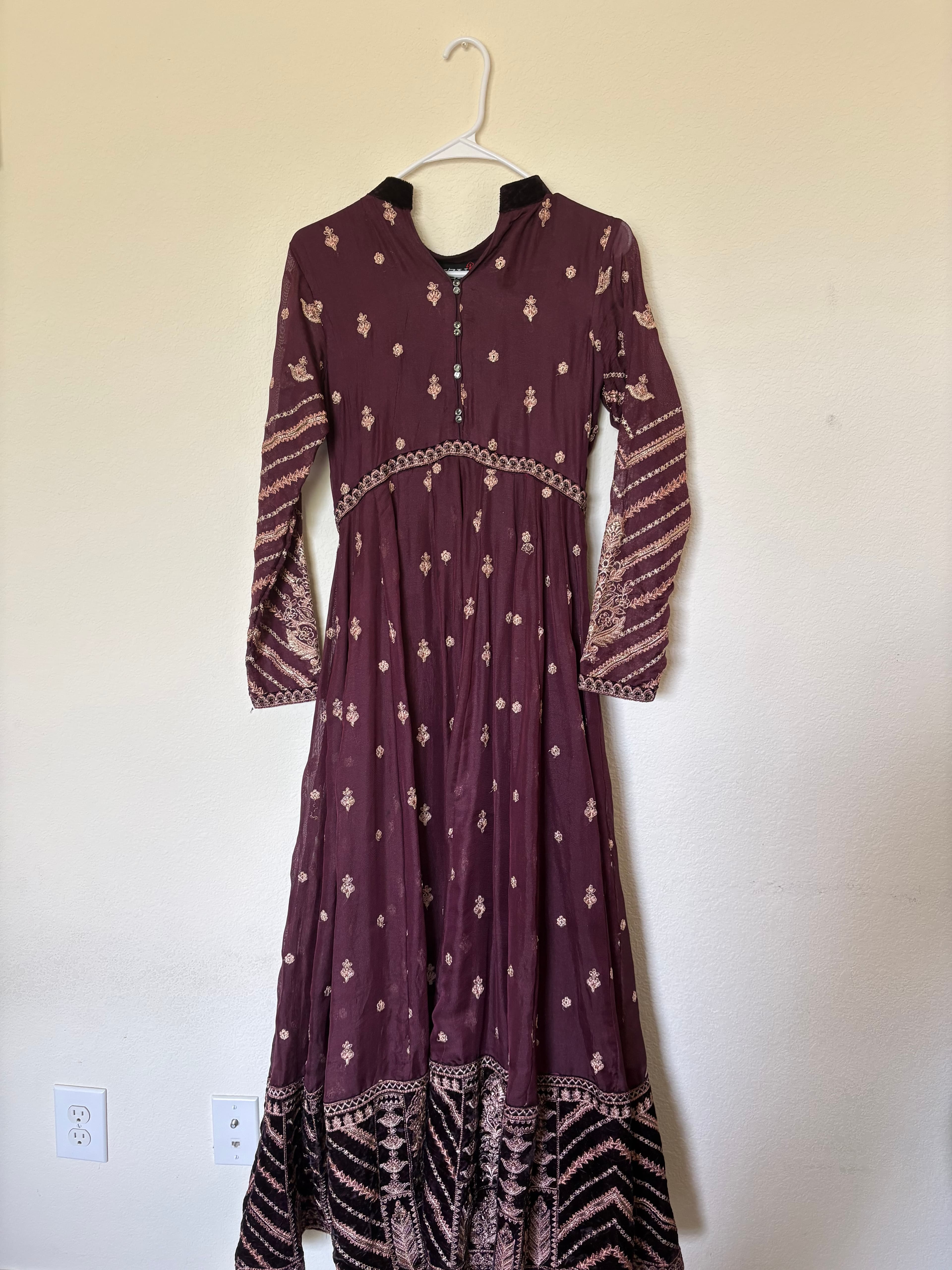 Elegant Maroon Anarkali Suit with Gold Thread Embroidery and Net Dupatta