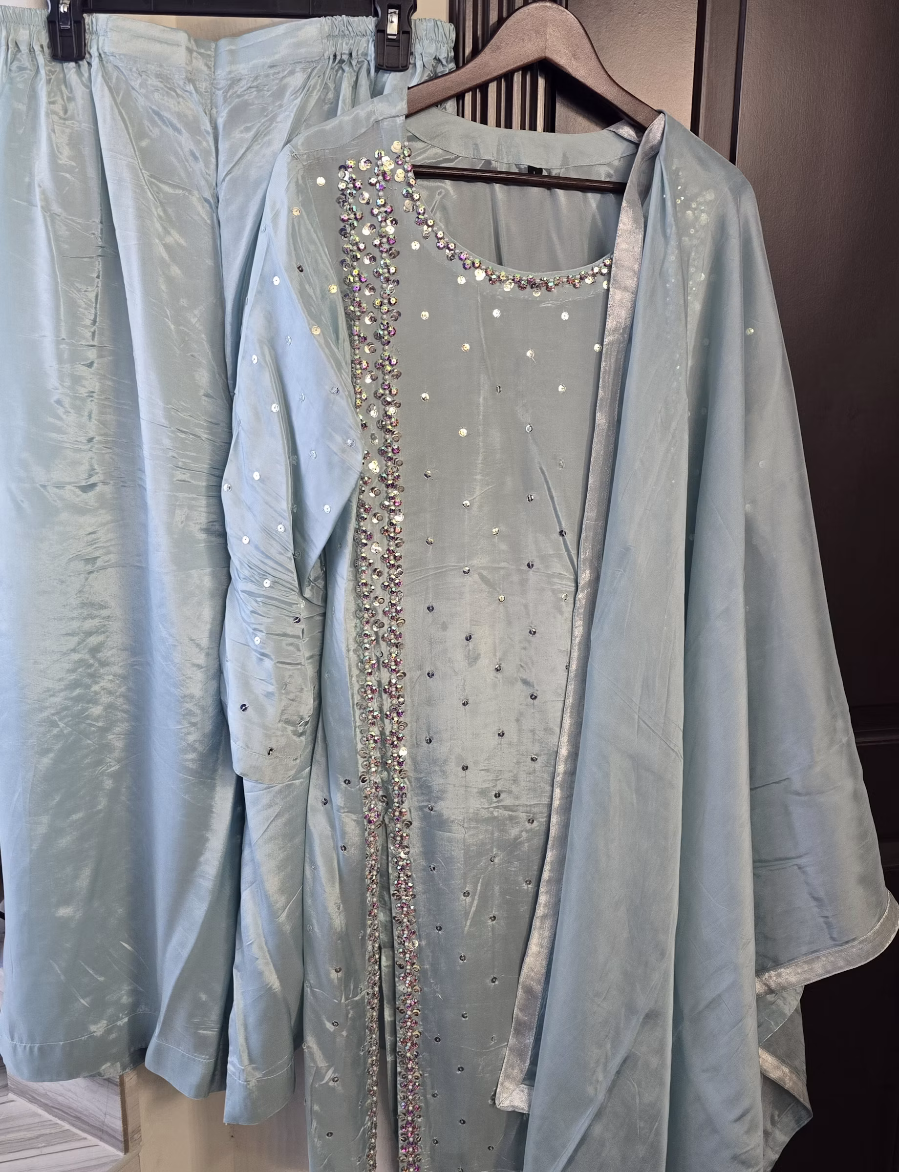 3 pc Ice blue Muse Inspired Suit Size 23