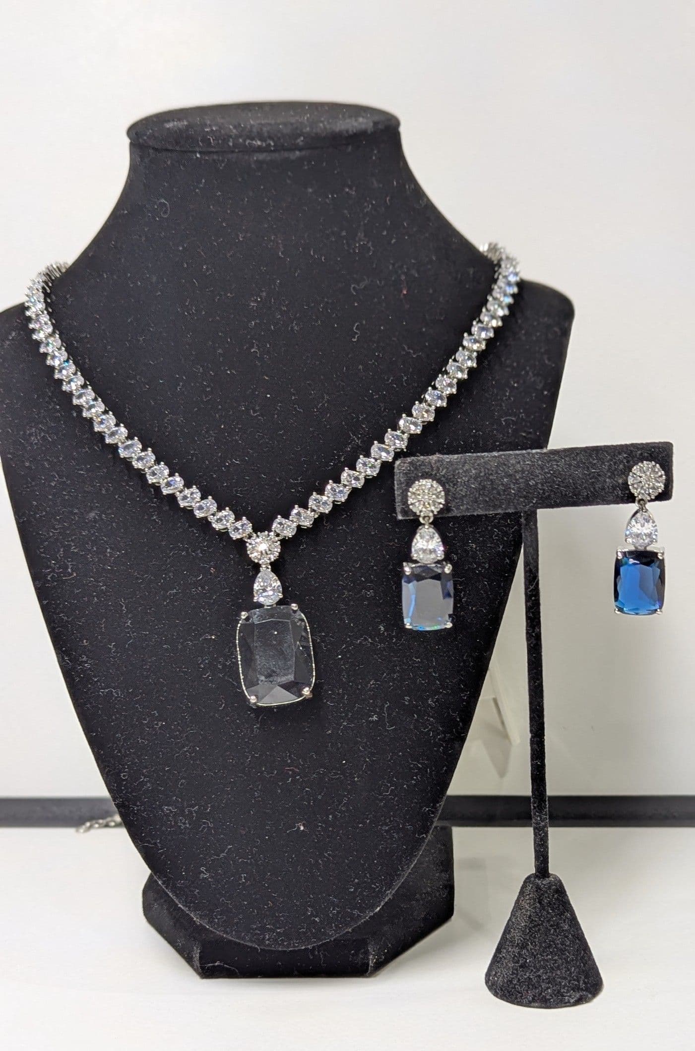 American Diamond Elegant Silver-Tone Necklace and Earring Set w